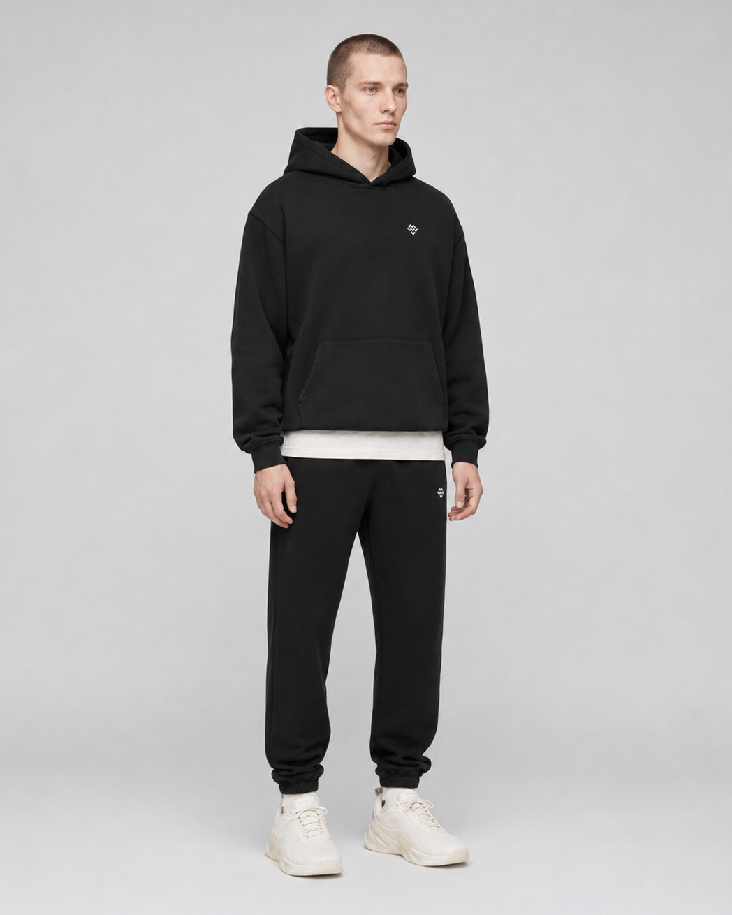 Heavyweight Warm Up Joggers (Black)
